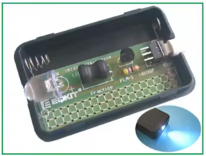 Selbst gelötete Taschenlampe aus dem Elektronik-Workshop